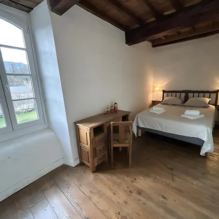 Holiday home Maison Le Pic Salles (Hautes-Pyrenees)
